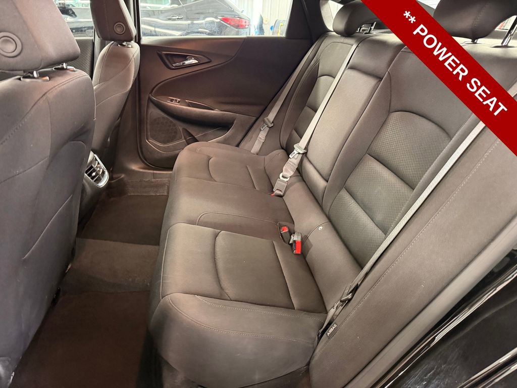 Used 2024 Chevrolet Malibu LT image 14