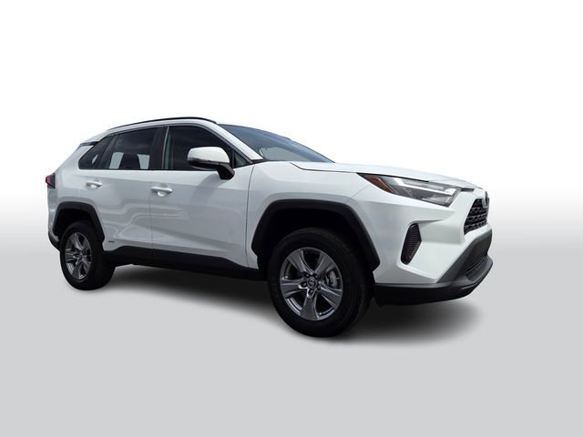 Used 2024 Toyota RAV4 LE AWD/4WD image 2