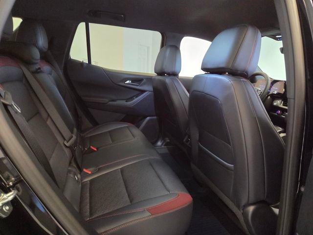 Used 2027 Chevrolet Equinox RS w/ Safety and Technology Package FWD image 18