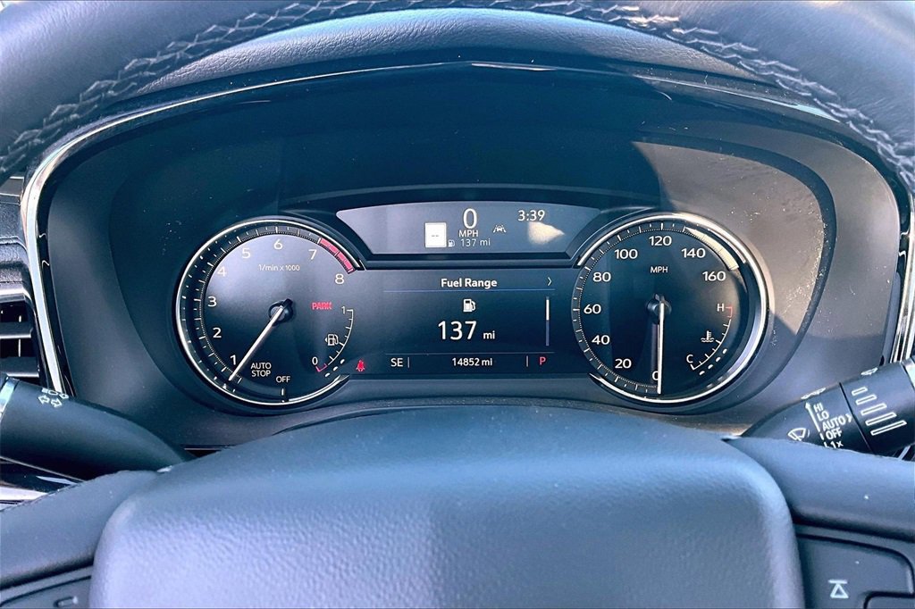 Used 2025 Cadillac XT6 Premium Luxury image 22