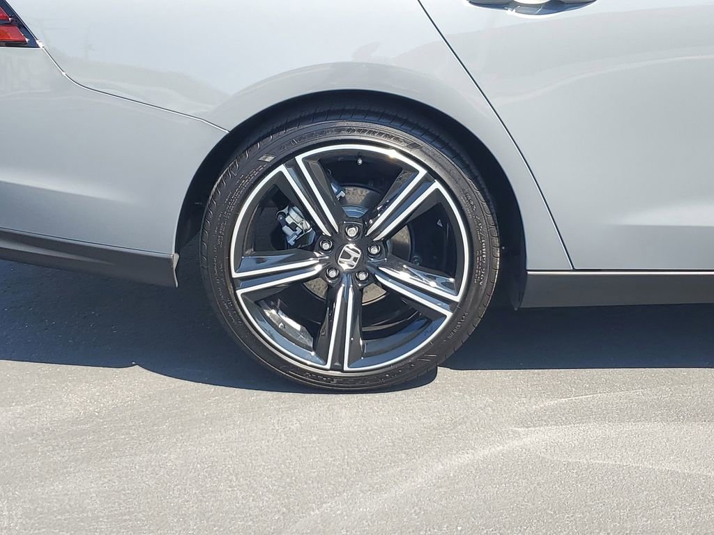 Certified 2025 Honda Accord Sport image 7