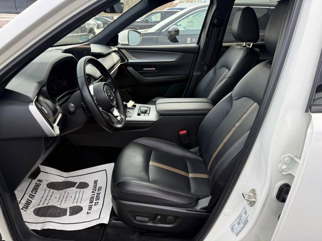 Used 2024 MAZDA CX-90 Plug-In Hybrid w/ Premium Plus image 16