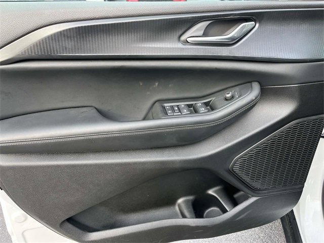 Used 2024 Jeep Grand Cherokee Altitude image 24