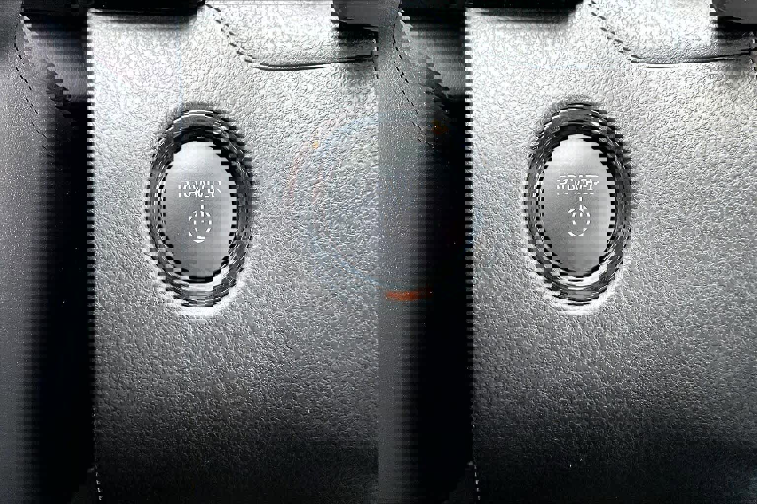 Used 2025 Toyota Camry LE image 35