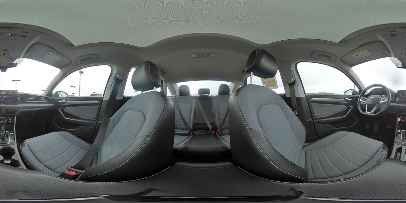 Used 2025 Volkswagen Jetta SE image 44