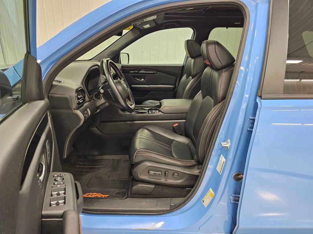 Certified 2023 Honda Pilot TrailSport image 12