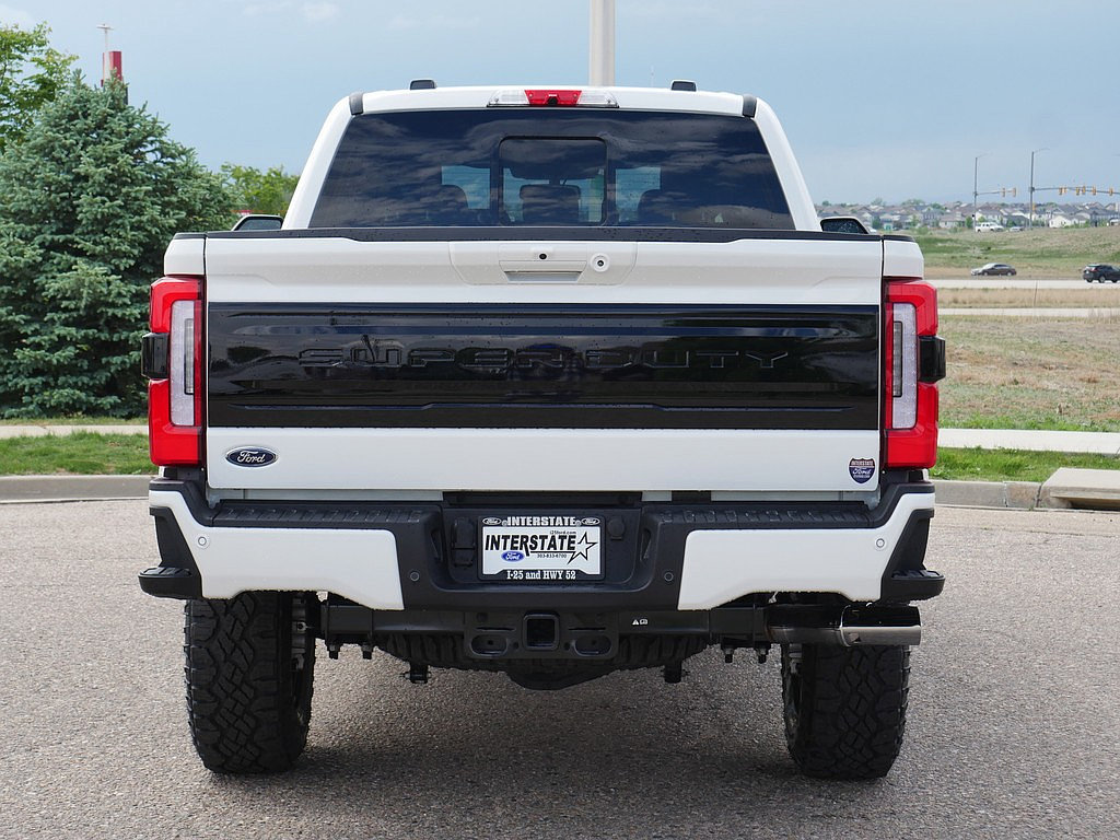 New 2026 Ford F350 Platinum w/ Tremor Off-Road Package AWD/4WD image 4