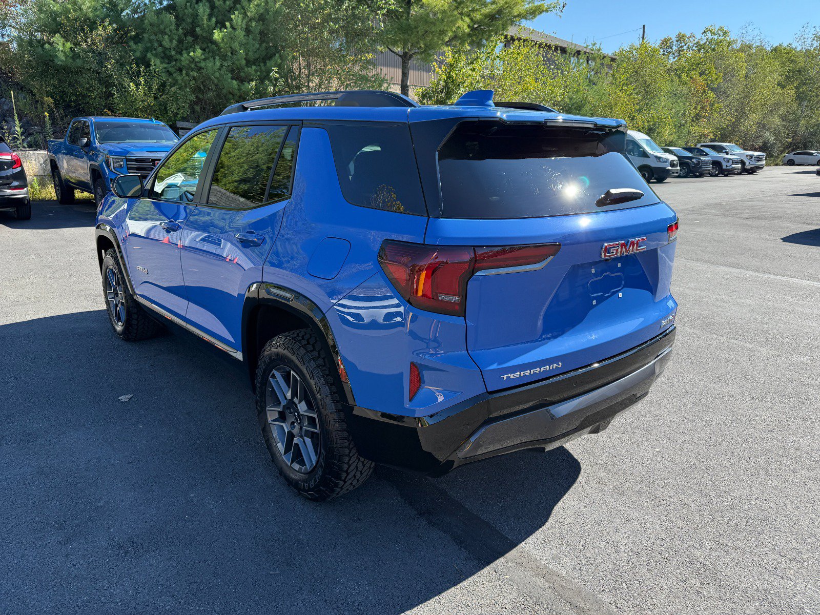 New 2026 GMC Terrain AT4 AWD/4WD image 3