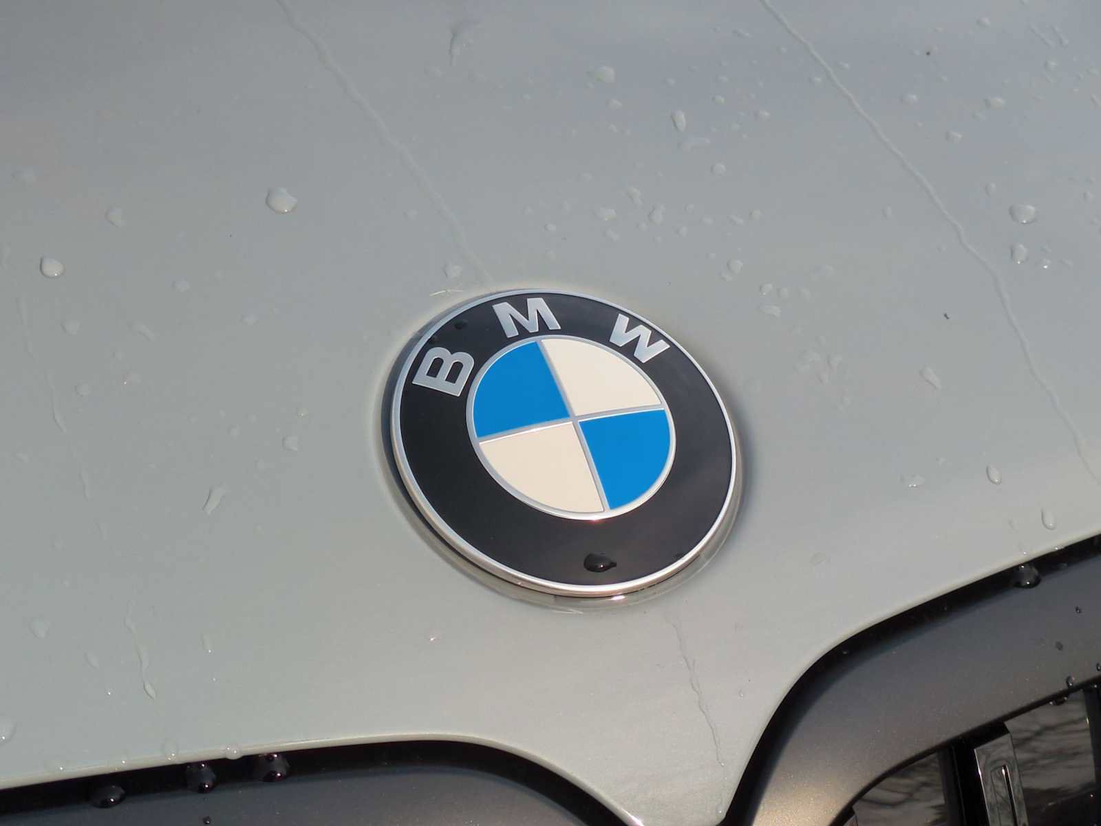 Used 2026 BMW X7 xDrive40i w/ M Sport Package AWD/4WD image 12