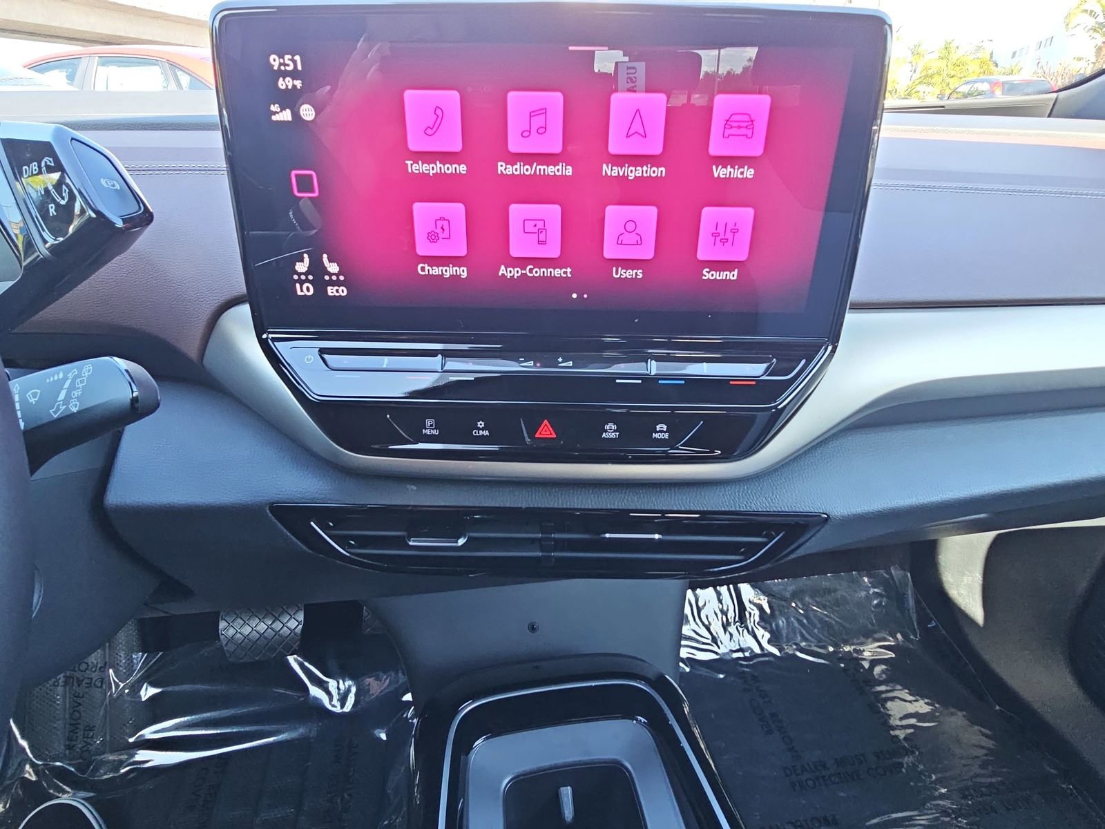 Certified 2023 Volkswagen ID.4 2WD image 19