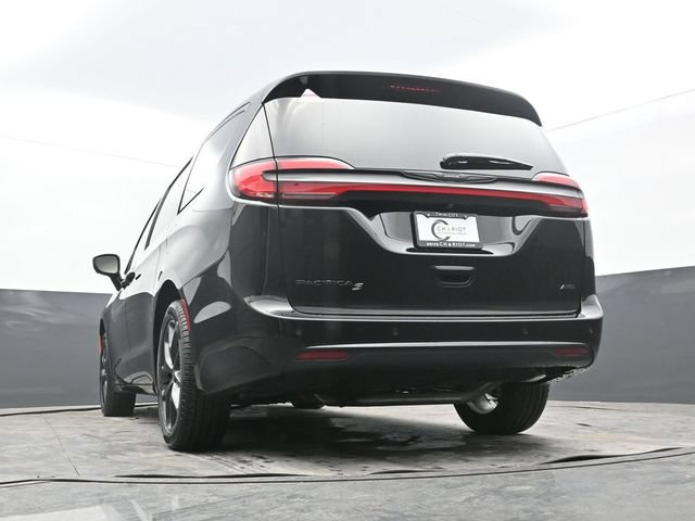 New 2026 Chrysler Pacifica Select w/ S Appearance Package AWD/4WD image 55