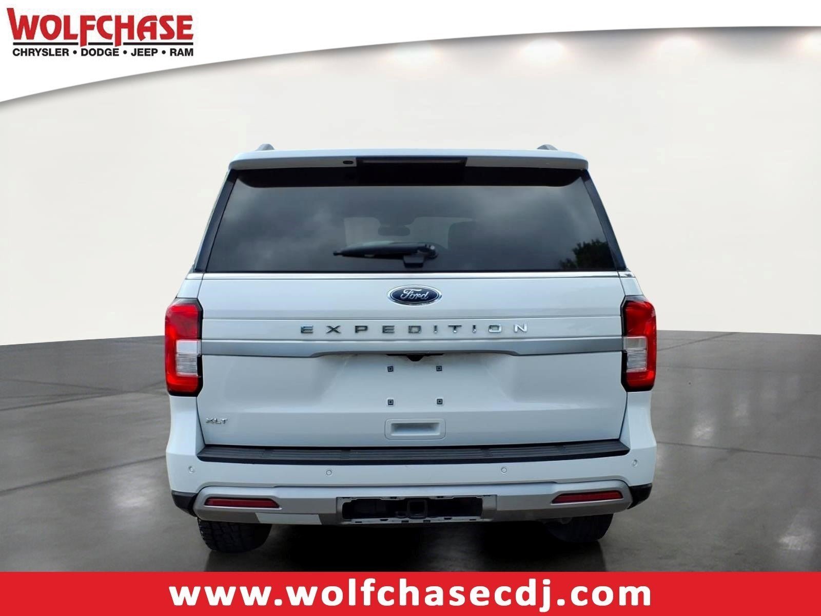 Used 2024 Ford Expedition XLT image 4