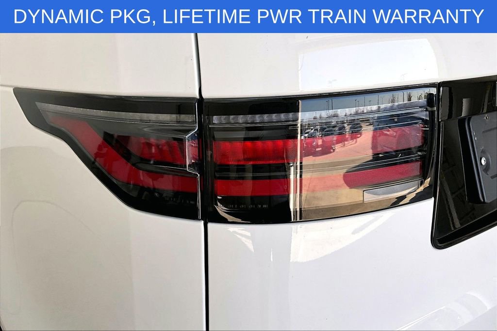 Used 2023 Land Rover Discovery S R-Dynamic image 40