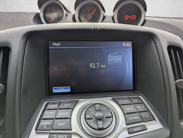 Used 2018 Nissan 370Z Touring RWD image 18