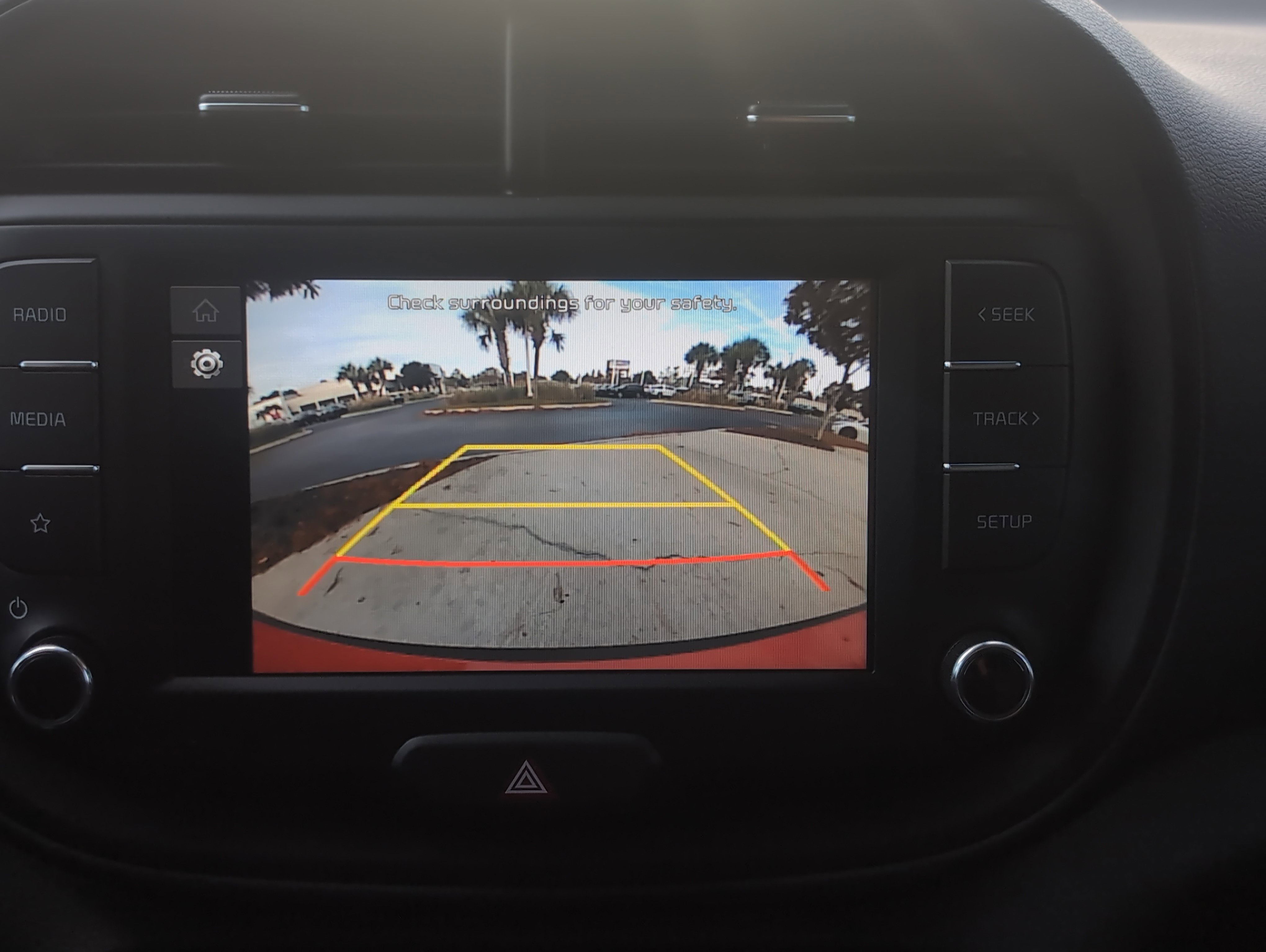 Used 2025 Kia Soul LX w/ LX Technology Package image 24