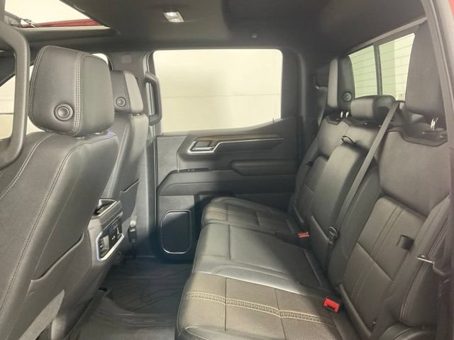 Used 2022 Chevrolet Silverado 1500 High Country w/ High Country Premium Package AWD/4WD image 35