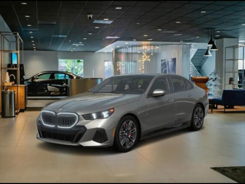 New 2026 BMW 550e xDrive w/ Premium Package