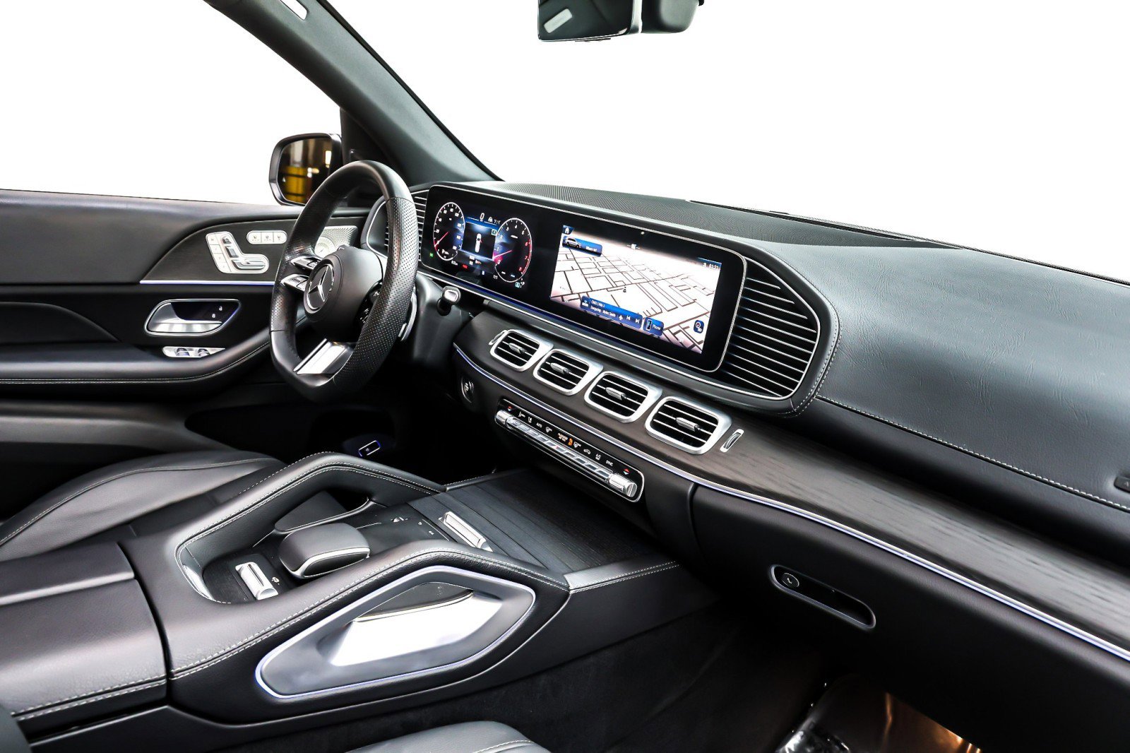 Certified 2024 Mercedes-Benz GLS 450 GLS 450 4MATIC SUV image 17