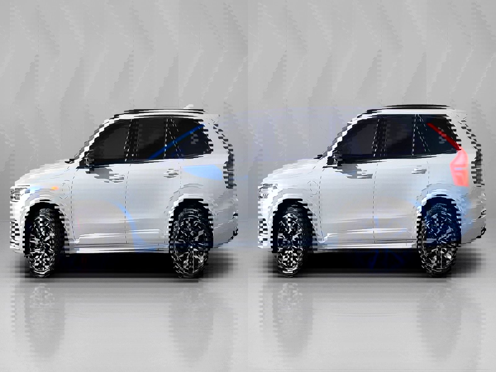 Certified 2023 Volvo XC90 T8 Ultimate w/ Lounge Package AWD/4WD image 3