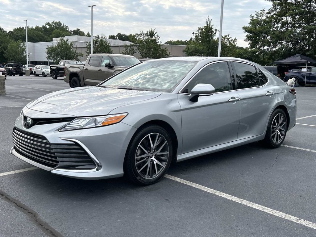 Used 2023 Toyota Camry XLE FWD image 19