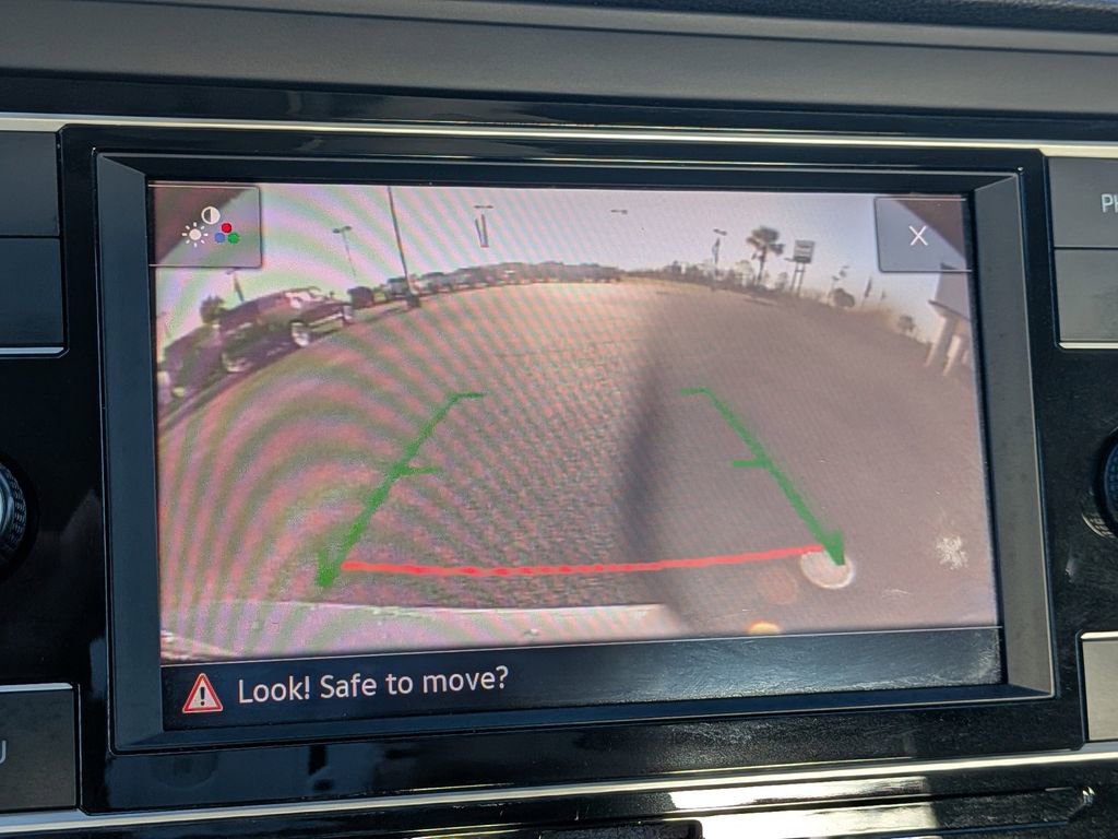 Used 2024 Volkswagen Jetta SE image 22