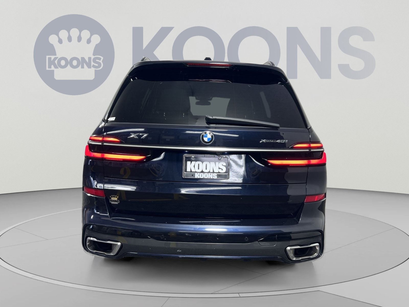 Used 2024 BMW X7 xDrive40i w/ M Sport Package AWD/4WD image 10