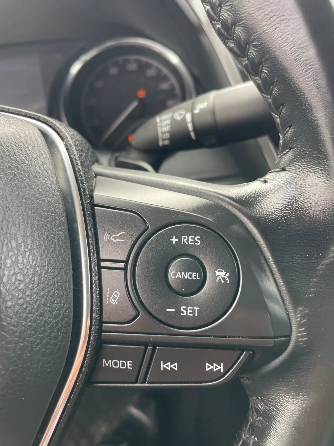 Used 2020 Toyota Camry SE image 22