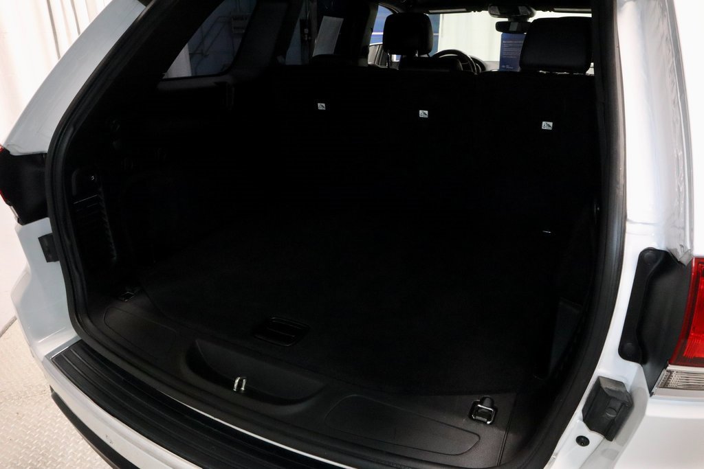Used 2021 Jeep Grand Cherokee Limited image 14