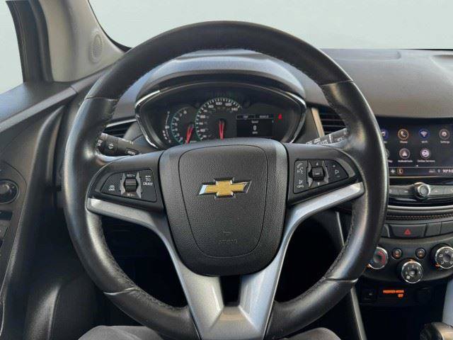 Used 2021 Chevrolet Trax LT w/ Driver Confidence Package AWD/4WD image 26