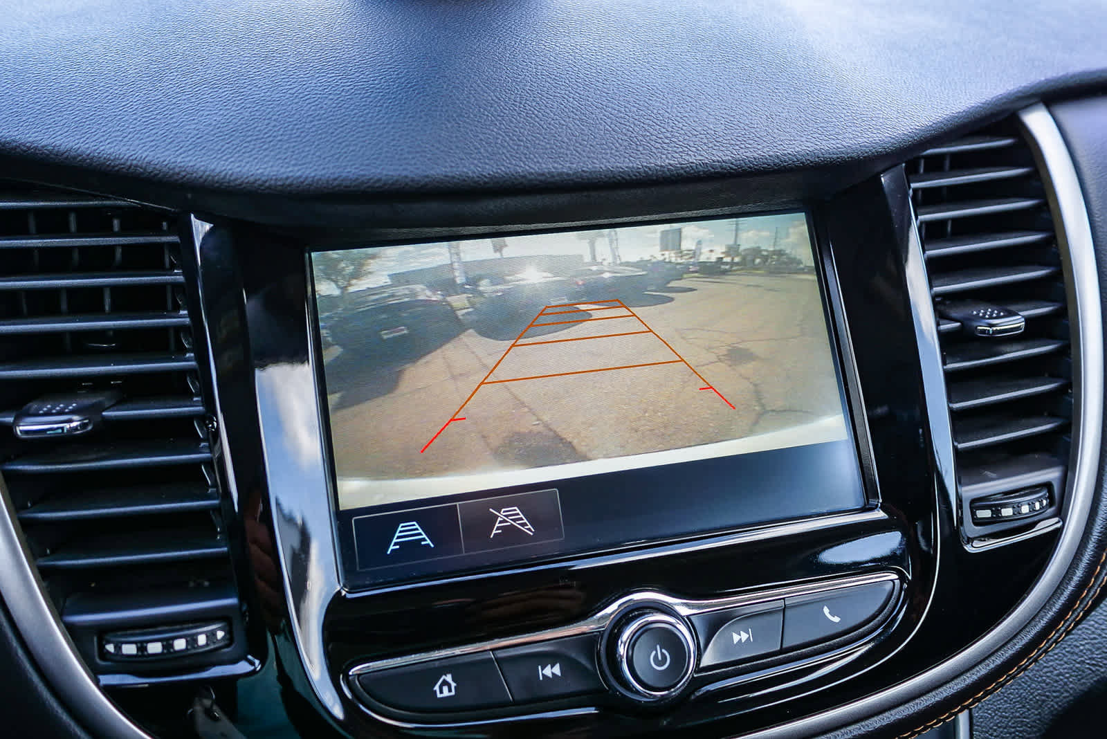 Used 2017 Chevrolet Trax LS image 23