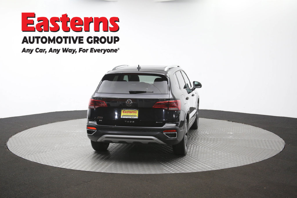 Used 2024 Volkswagen Taos SE AWD/4WD image 37