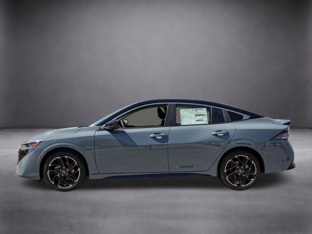 New 2027 Nissan Sentra SR FWD image 8