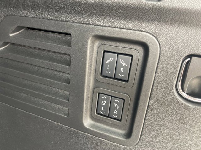 Certified 2025 Chevrolet Traverse RS w/ LPO, Floor Liner Package image 42