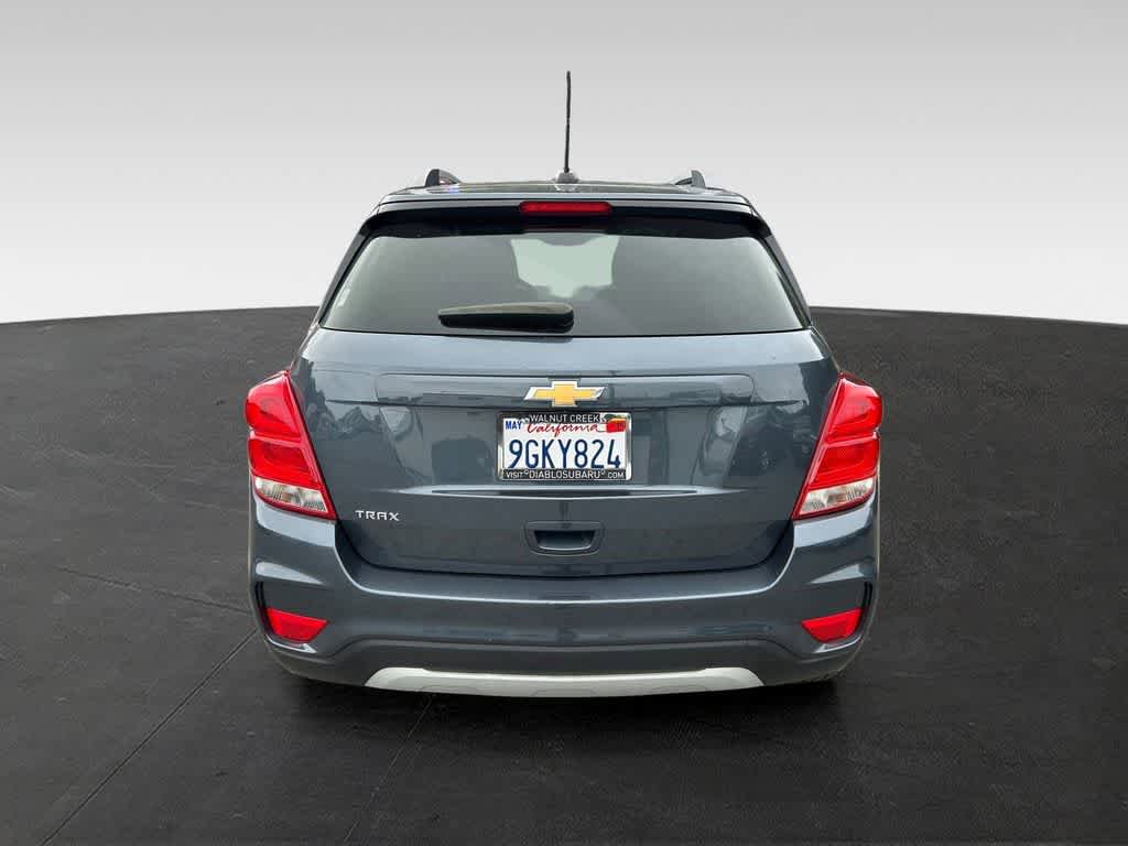 Used 2022 Chevrolet Trax LT w/ LT Convenience Package FWD image 5
