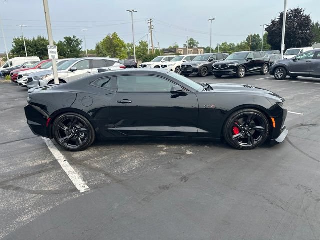 Used 2021 Chevrolet Camaro LT w/ RS Package RWD image 3