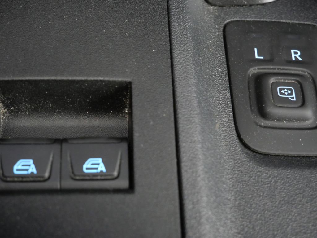 Used 2023 Ford Bronco Black Diamond AWD/4WD image 22