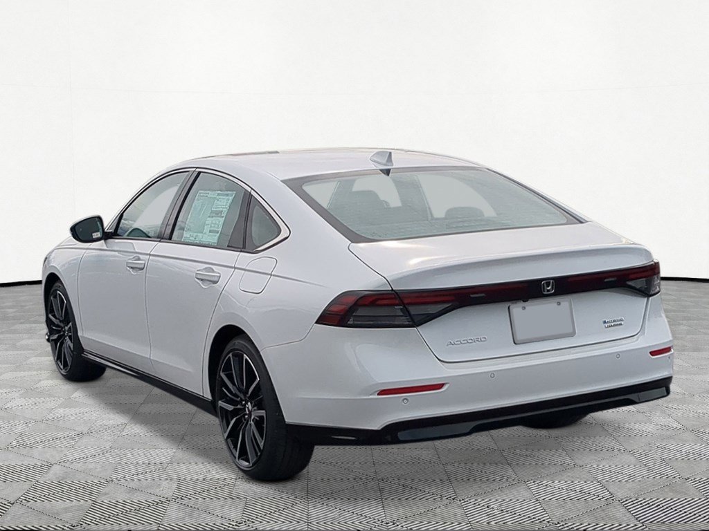 New 2026 Honda Accord Touring image 4