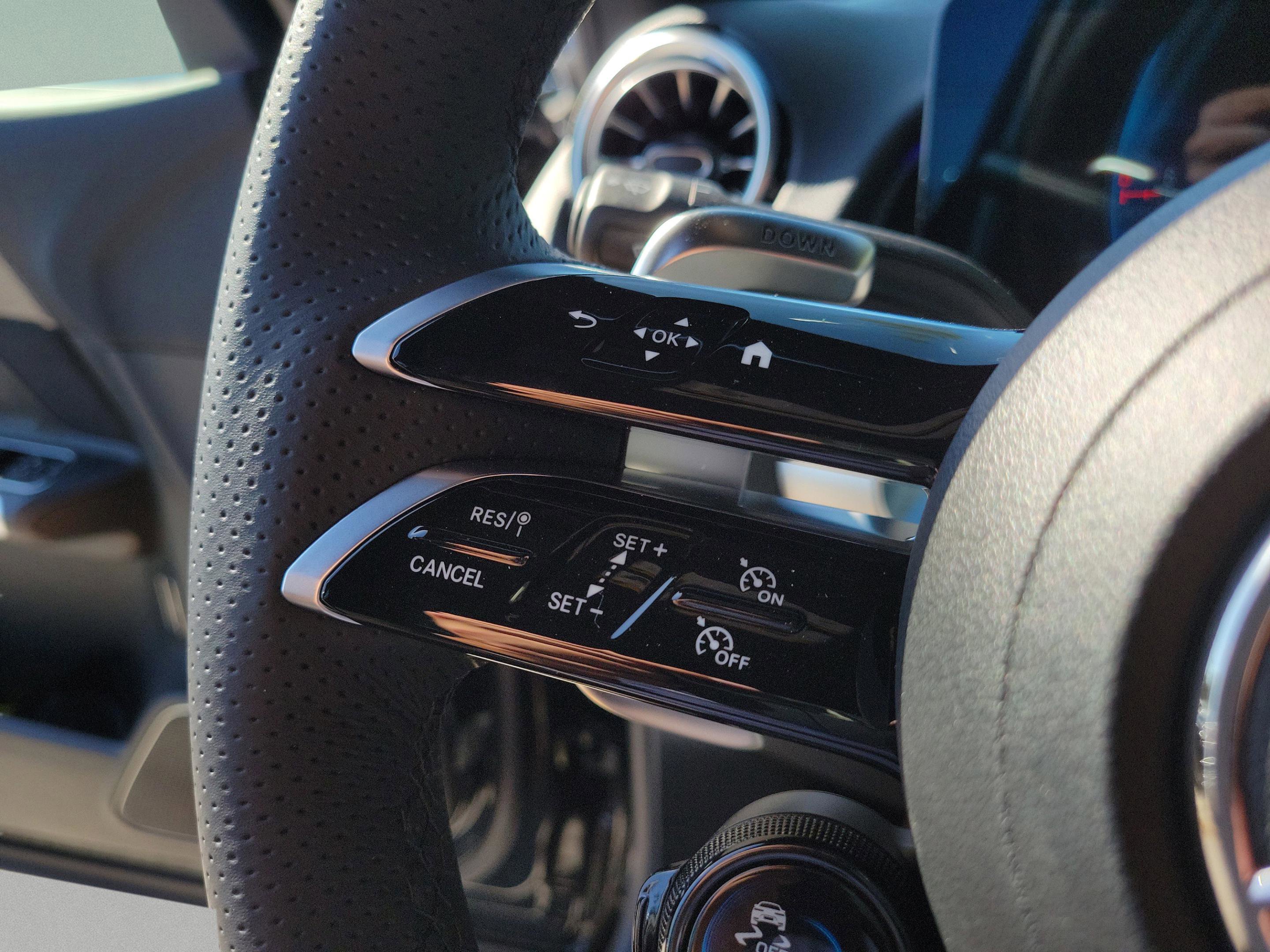 New 2026 Mercedes-Benz GLB 35 AMG 4MATIC image 23