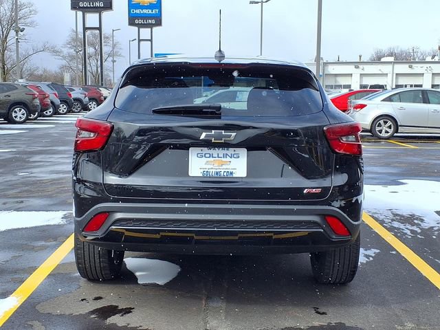 Used 2024 Chevrolet Trax RS w/ Sunroof Package image 24
