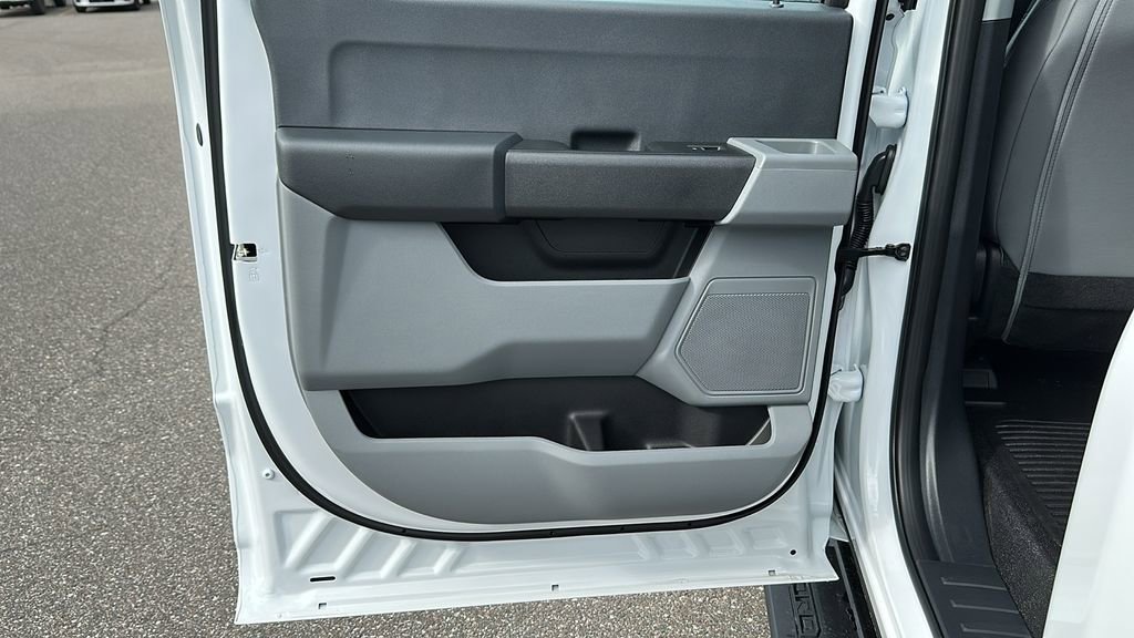 New 2025 Ford F350 XL RWD image 8