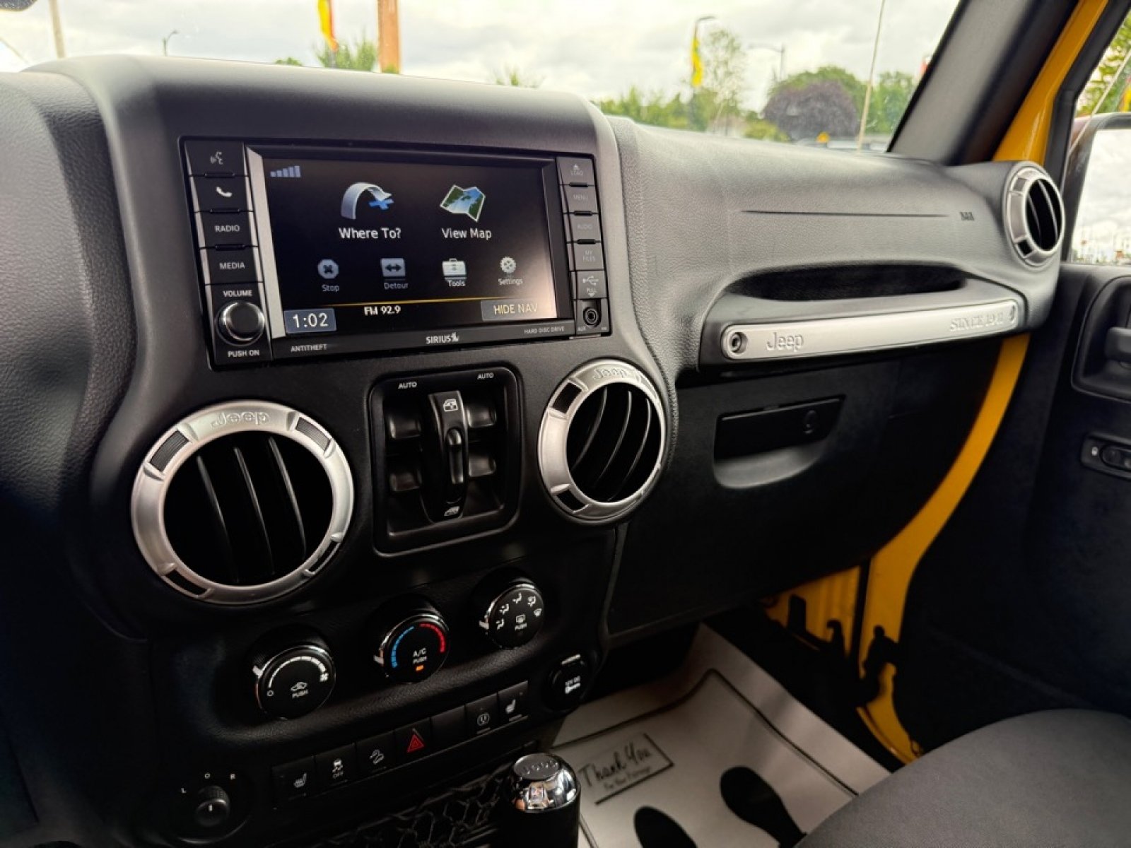 Used 2015 Jeep Wrangler Unlimited Sahara w/ Dual Top Group AWD/4WD image 11