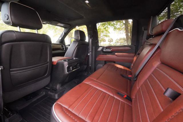 Used 2024 GMC Sierra 2500 Denali Ultimate w/ Max Trailering Package AWD/4WD image 33