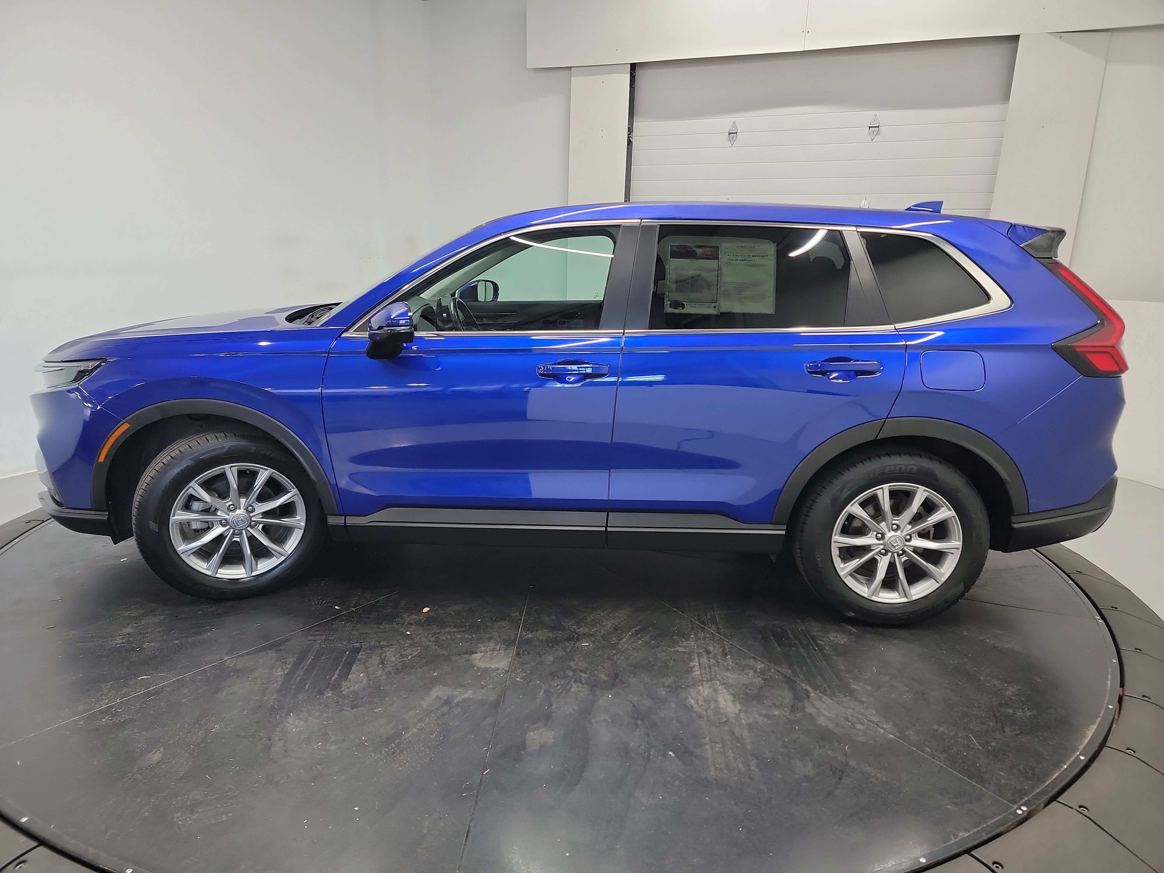 Used 2025 Honda CR-V EX-L image 5