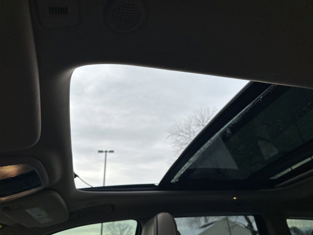 Used 2018 Jeep Grand Cherokee Overland image 26