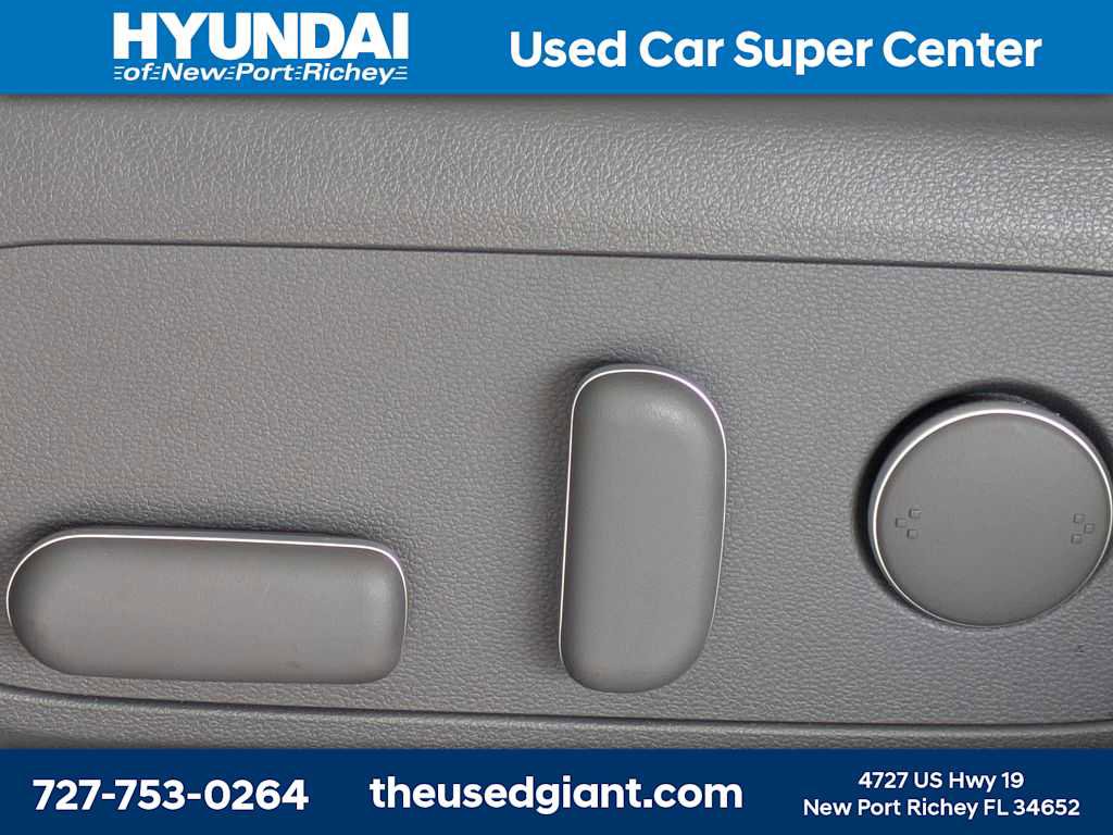 Certified 2024 Hyundai Kona SEL FWD image 22