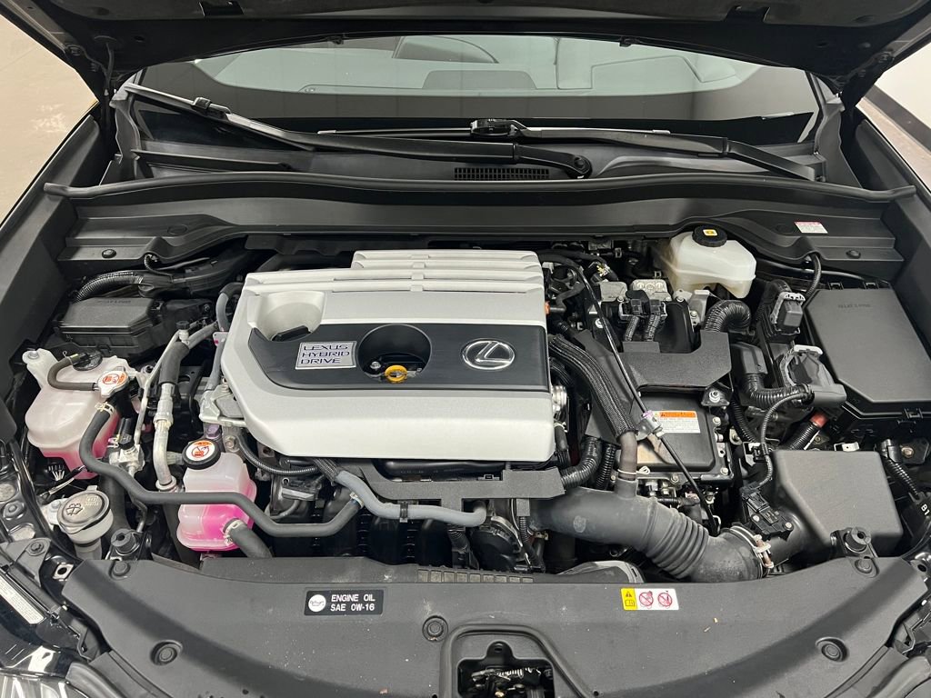 Used 2022 Lexus UX 250h w/ Premium Package image 25