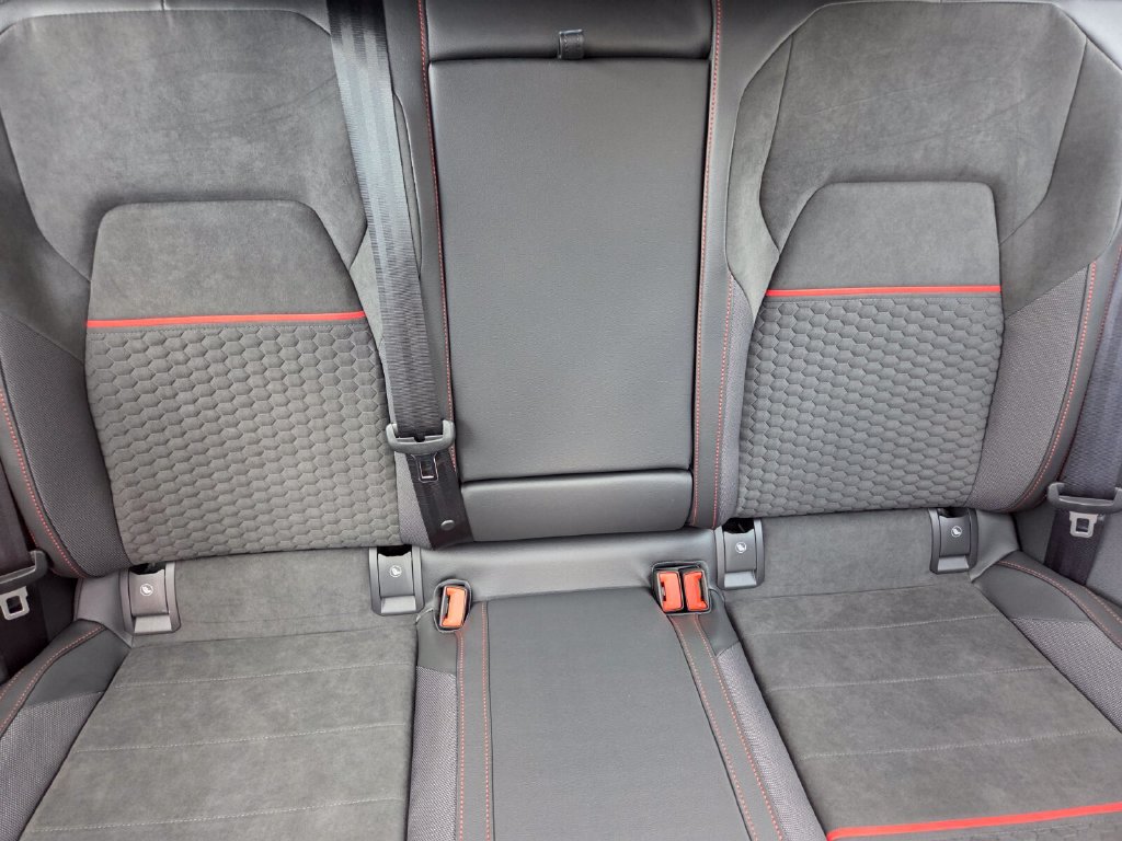 Certified 2026 Volkswagen GTI SE FWD image 29