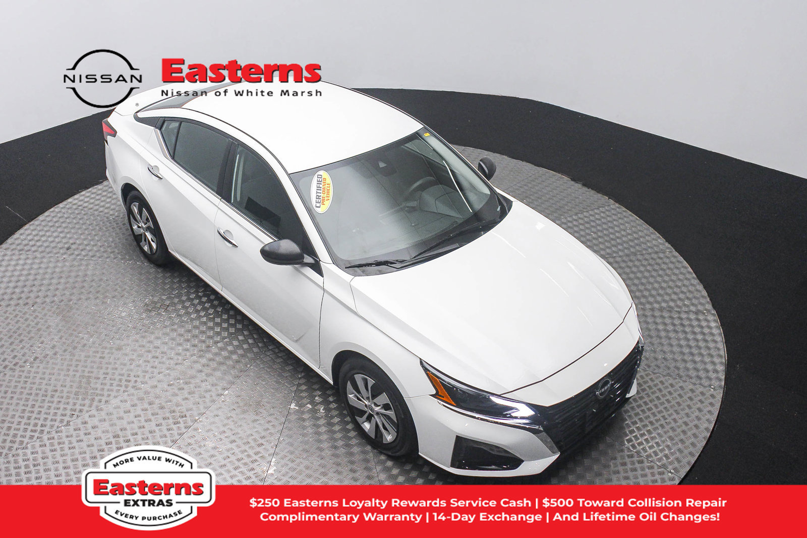 Used 2024 Nissan Altima 2.5 S FWD image 3