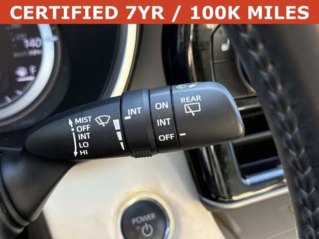 Used 2024 Toyota Highlander XLE AWD/4WD image 26