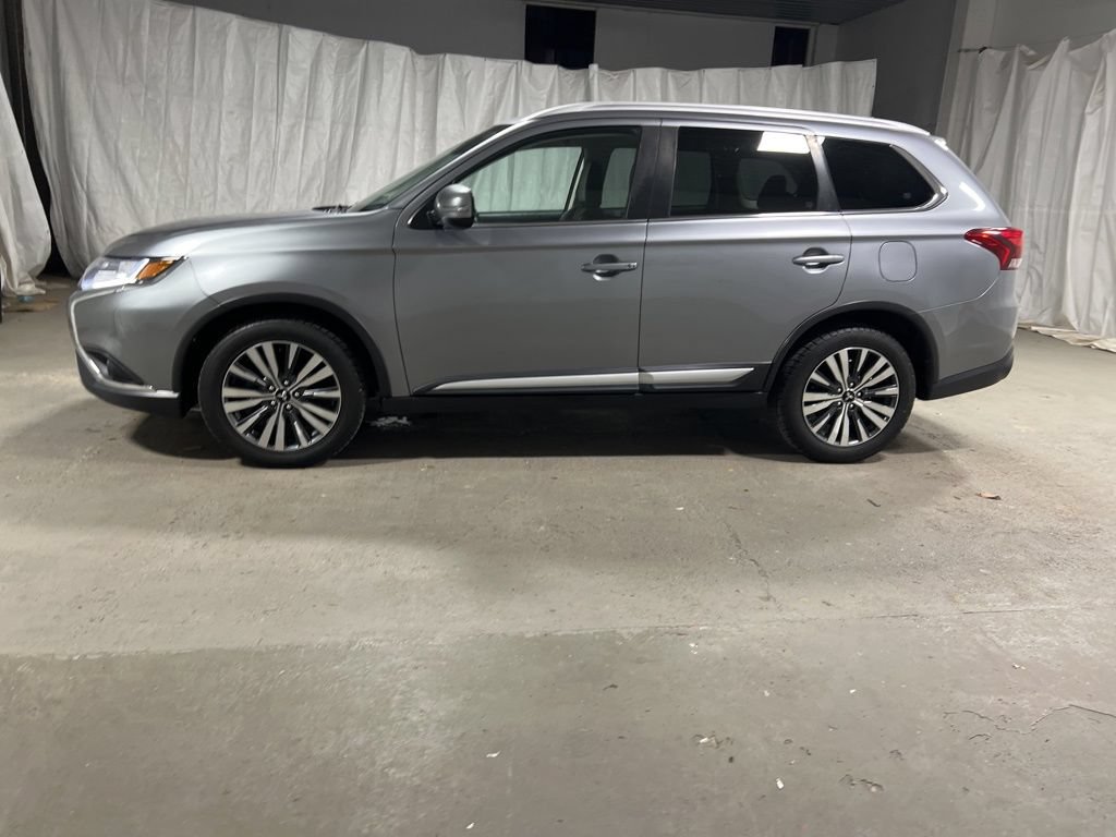 Used 2020 Mitsubishi Outlander SE FWD image 4